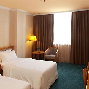 Golden City Hotel